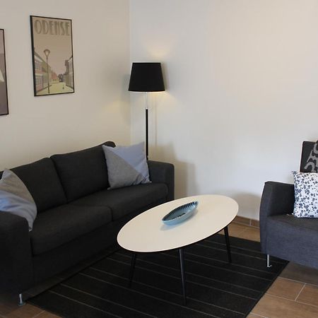 Amalie Bed And Breakfast & Apartments Odense Quarto foto