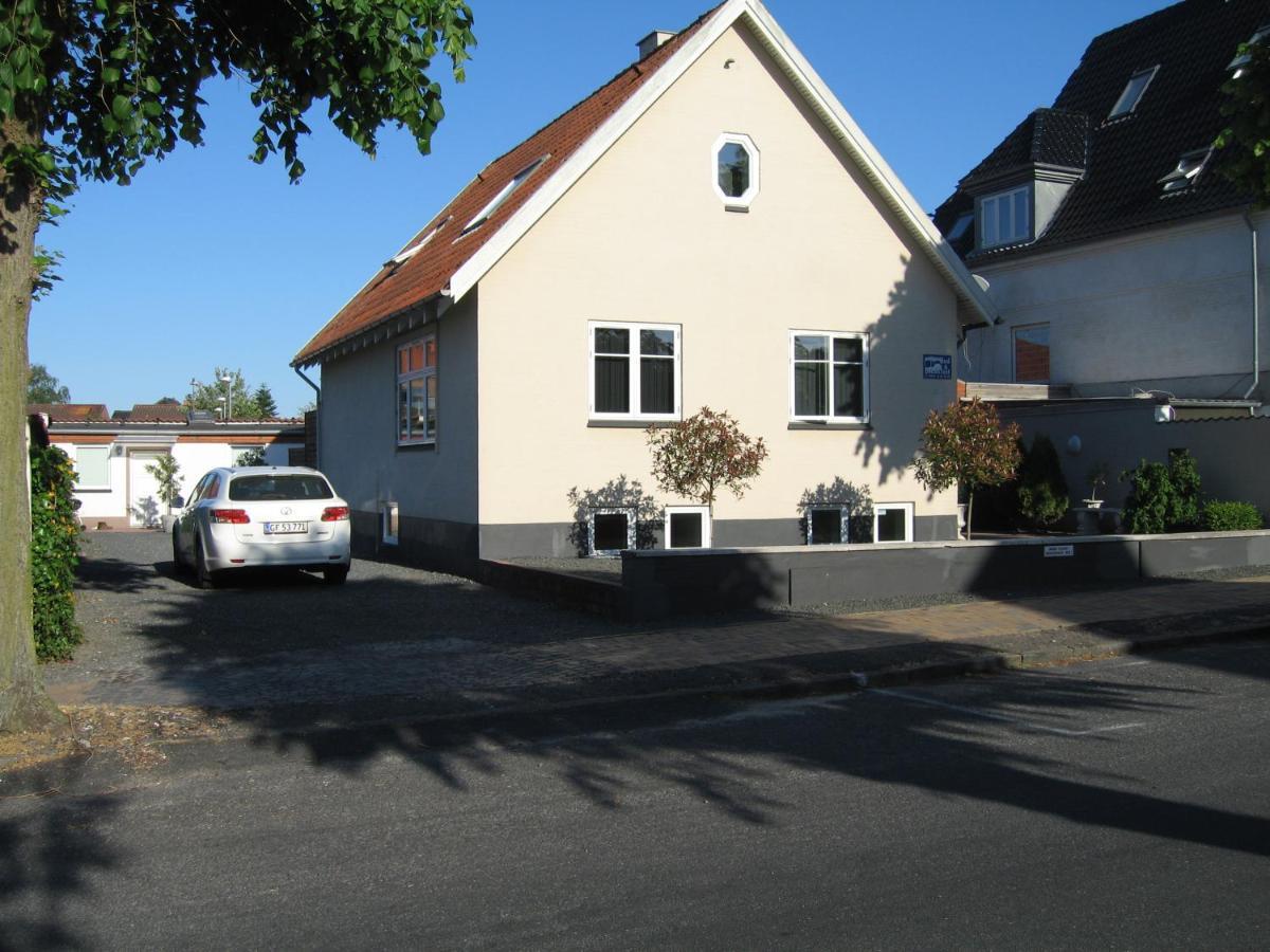 Amalie Bed And Breakfast & Apartments Odense Exterior foto