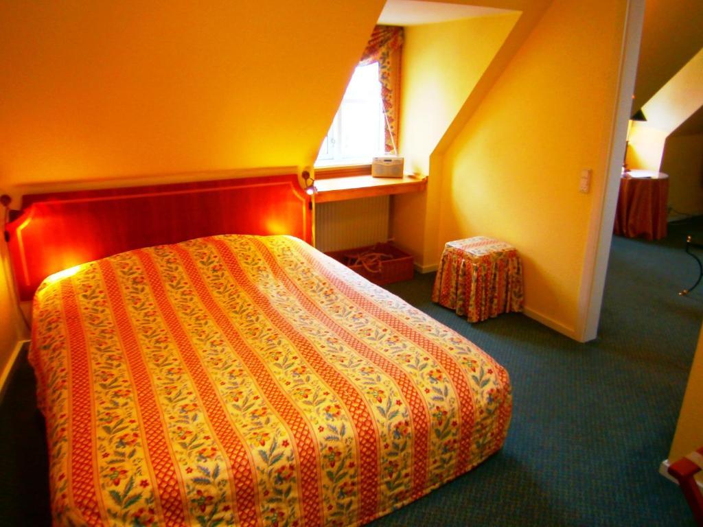 Amalie Bed And Breakfast & Apartments Odense Quarto foto