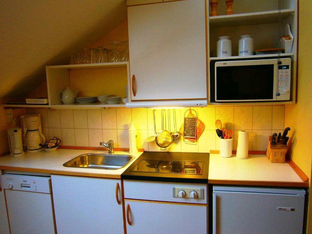 Amalie Bed And Breakfast & Apartments Odense Quarto foto